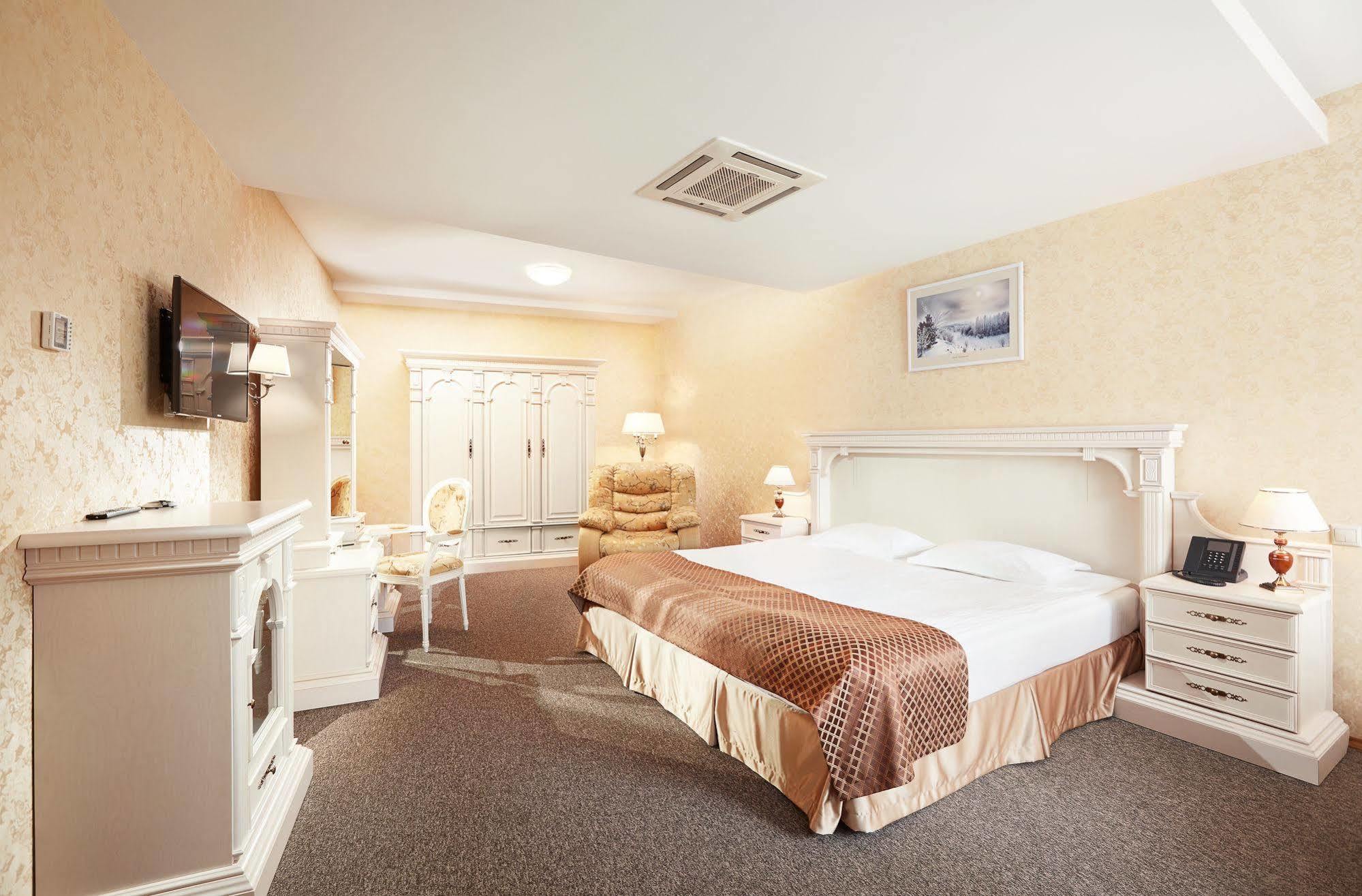 Victoria Hotel Na Zamkovoy Minsk Exteriér fotografie